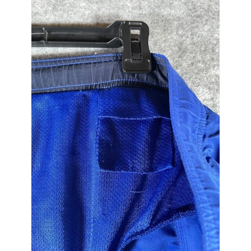 Nike men's blue mesh-lined swim trunks Size L‎
